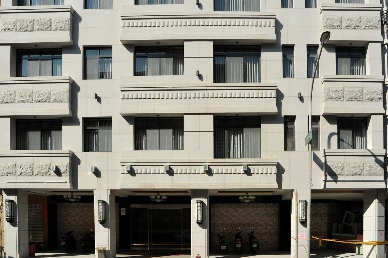 Maple Hotel Tajnan Kültér fotó