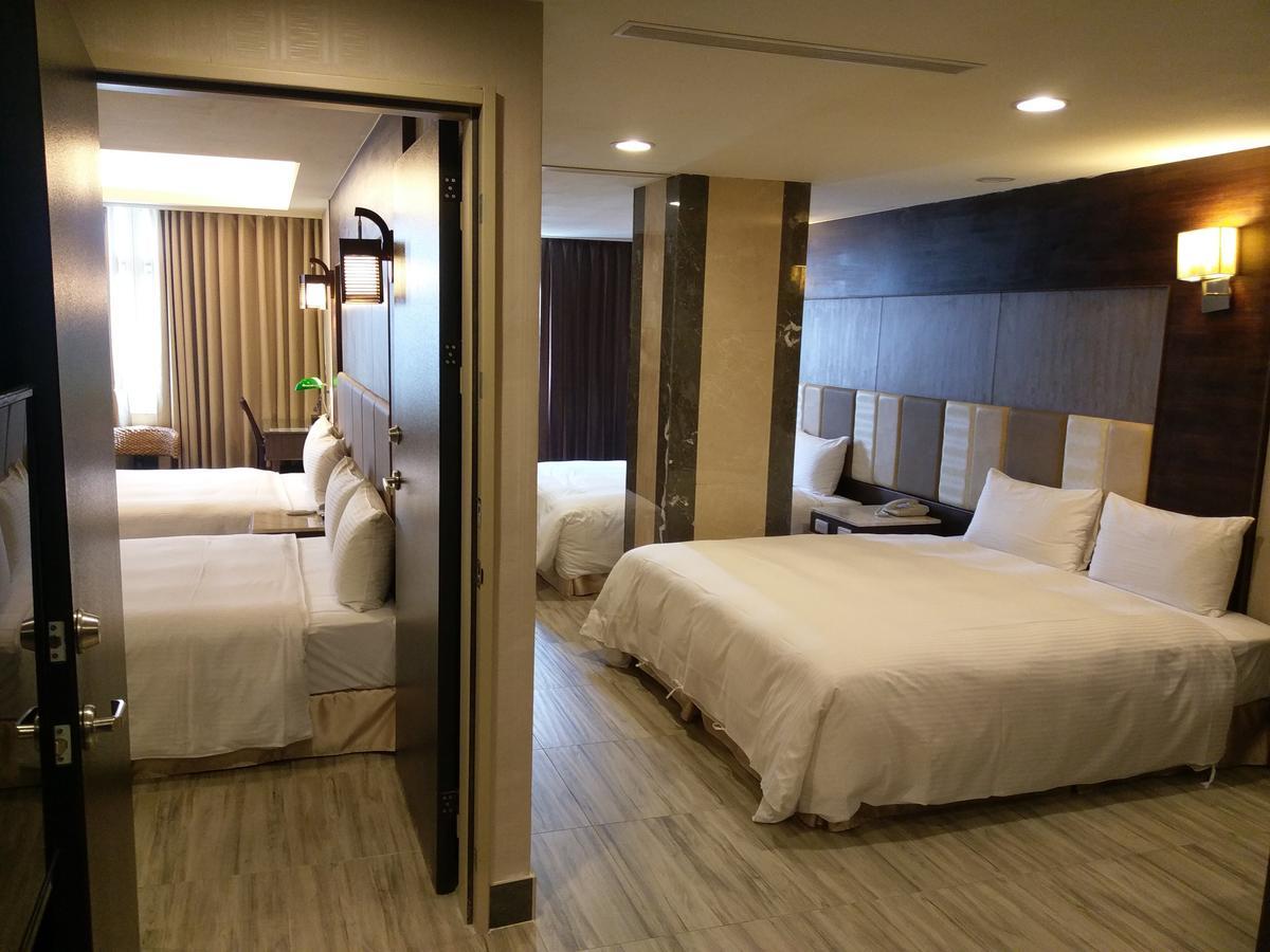 Maple Hotel Tajnan Kültér fotó